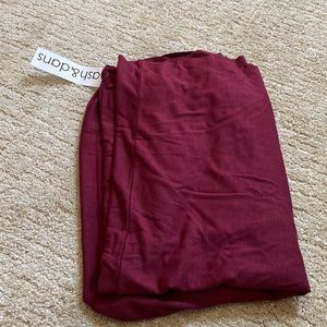 Maroon scarf. Perfect for a fall night out.